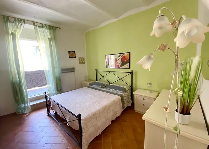 Urban Garden Apartment